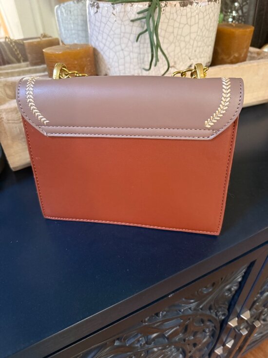 Ladies Handbag - Picture 2 of 3